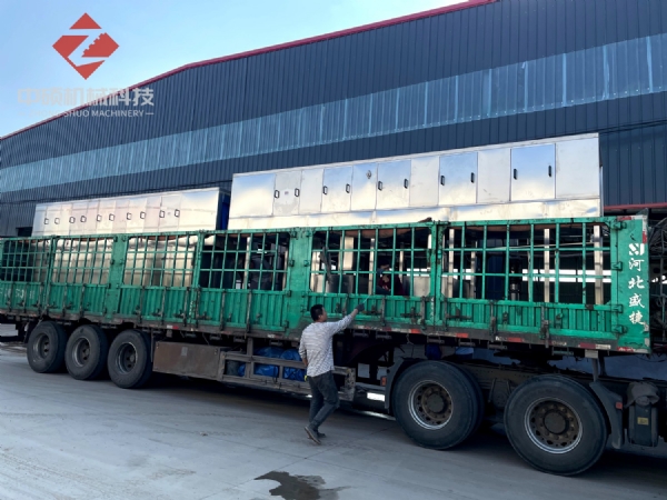 韶關噸桶清洗機試機實拍，全自動噸桶清洗設備，中碩非標定制各類清洗設備